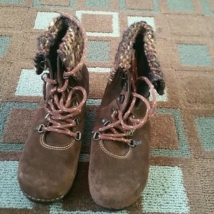 Women's Dansko suede ankle lace-up boots